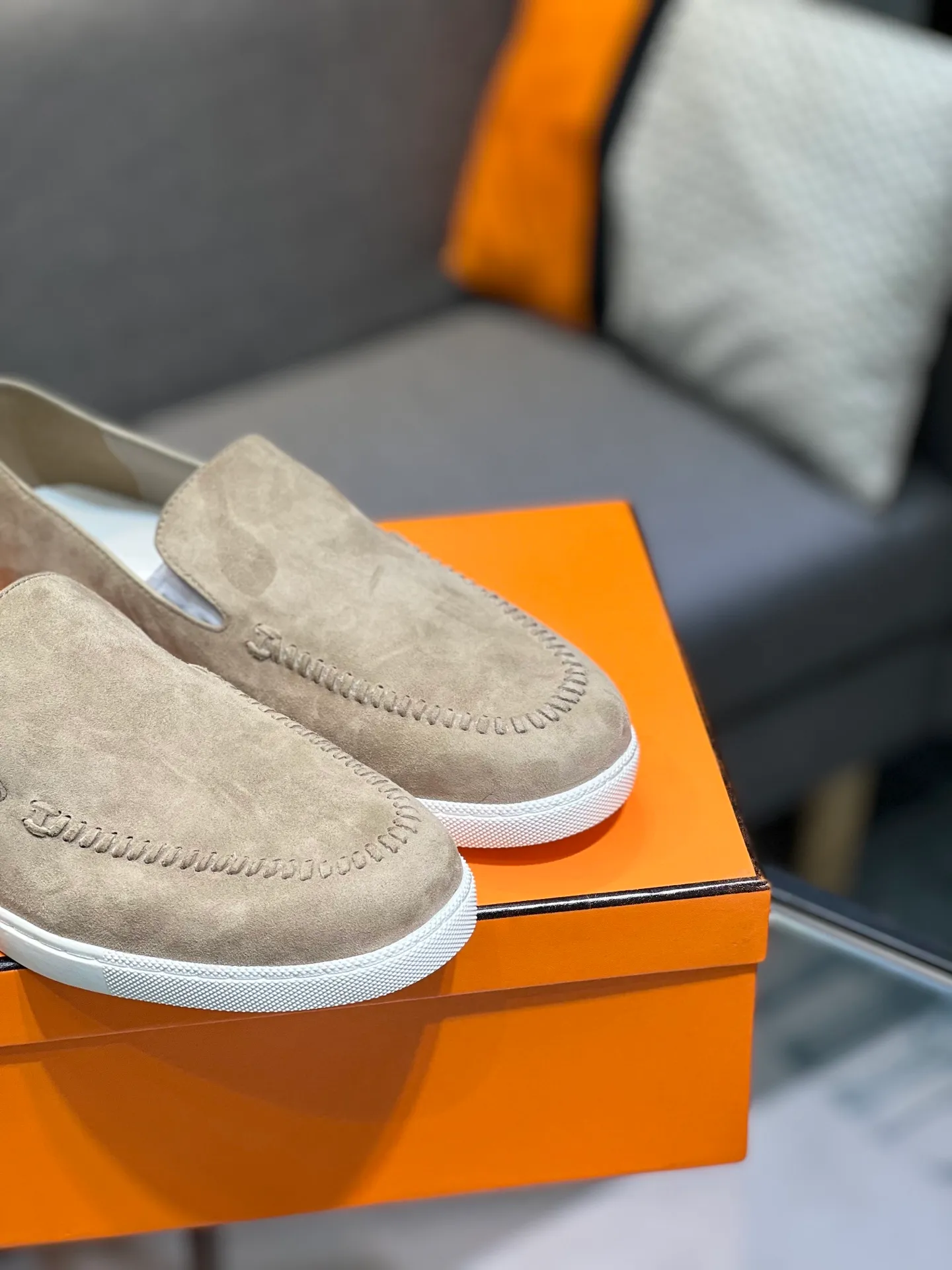 Men's shoes 💰700 [HERMES] Hermès - High-end quality original order 🔍🔍 - Upper: 🔝 cowhide suede splicing design - Inner lining: imported mixed sheepskin - Outsole: TPR foam · Rubber: two-color combined molding outsole - Super high quality control · Fine workmanship: highlighted (high-end, luxury, grade) -Size: 38-44 (45, 46, can be customized)
